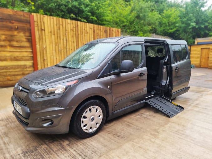 2025 Ford Grand Tourneo Connect