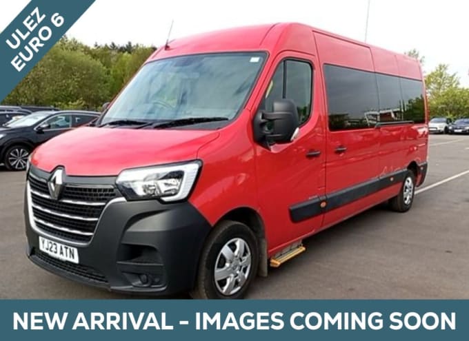 2025 Renault Master