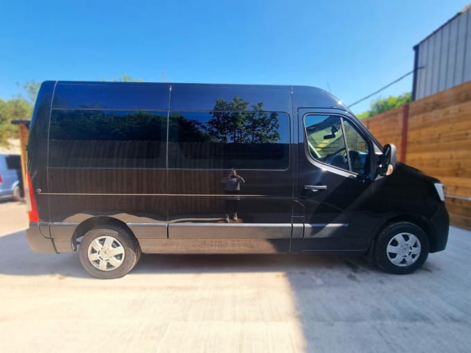 2025 Renault Master