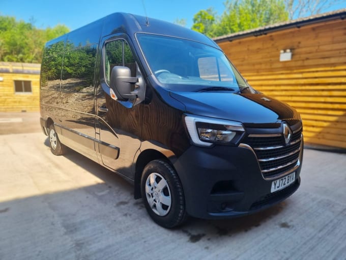 2025 Renault Master