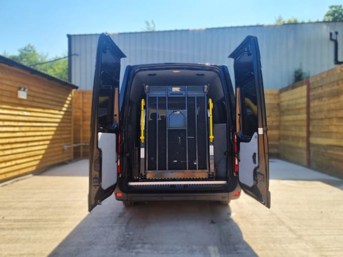 2025 Renault Master