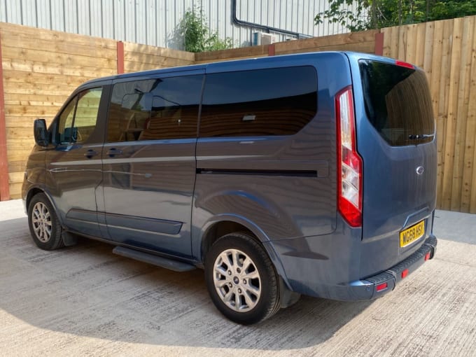 2025 Ford Tourneo Custom