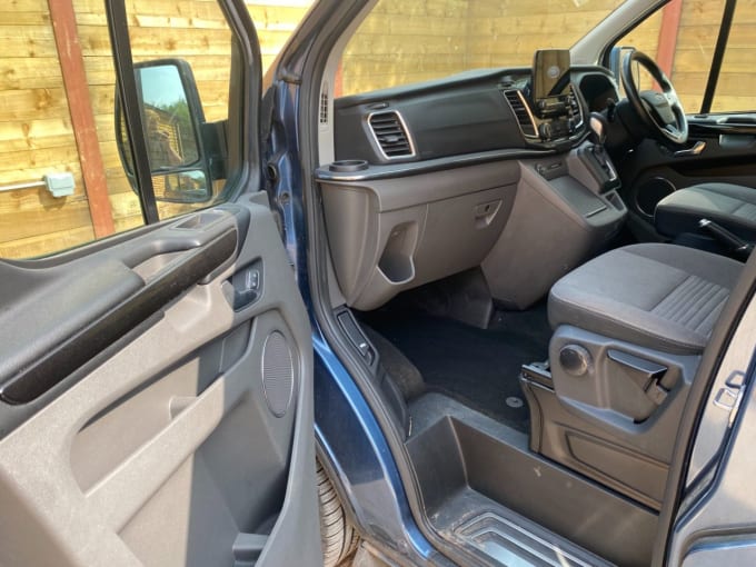 2025 Ford Tourneo Custom