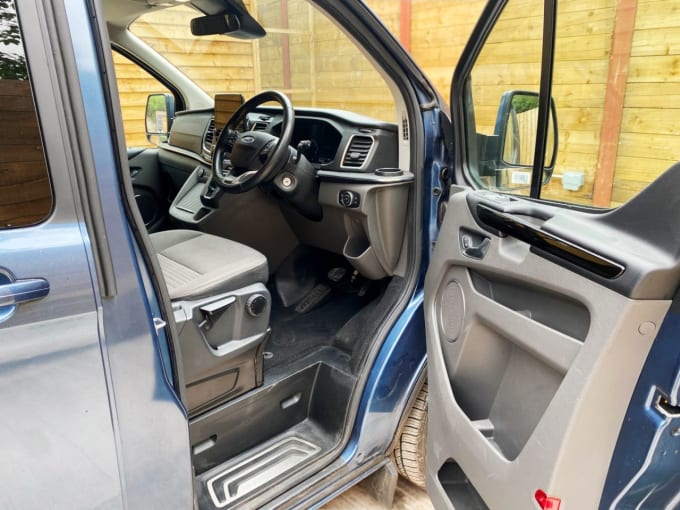 2025 Ford Tourneo Custom