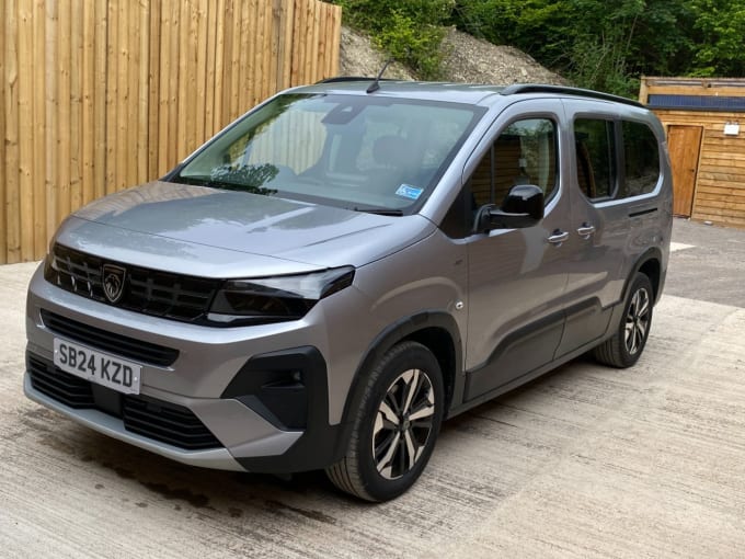 2025 Peugeot Rifter