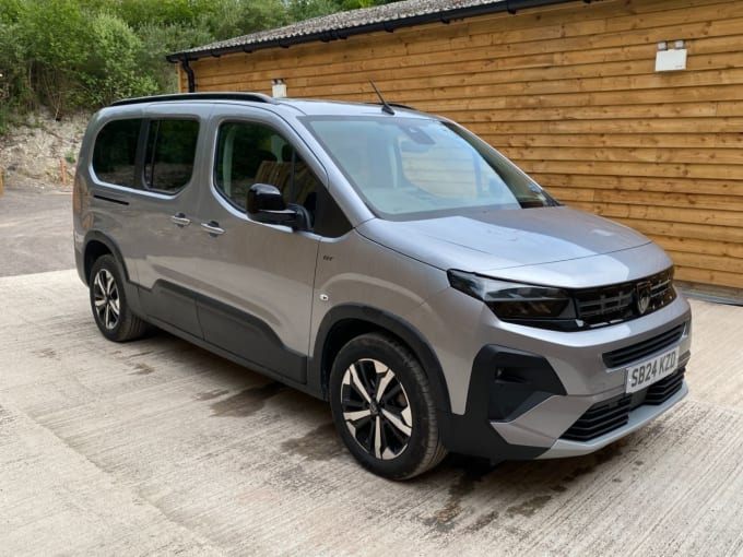 2025 Peugeot Rifter
