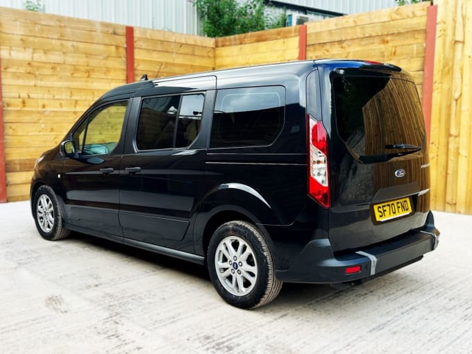 2025 Ford Grand Tourneo Connect