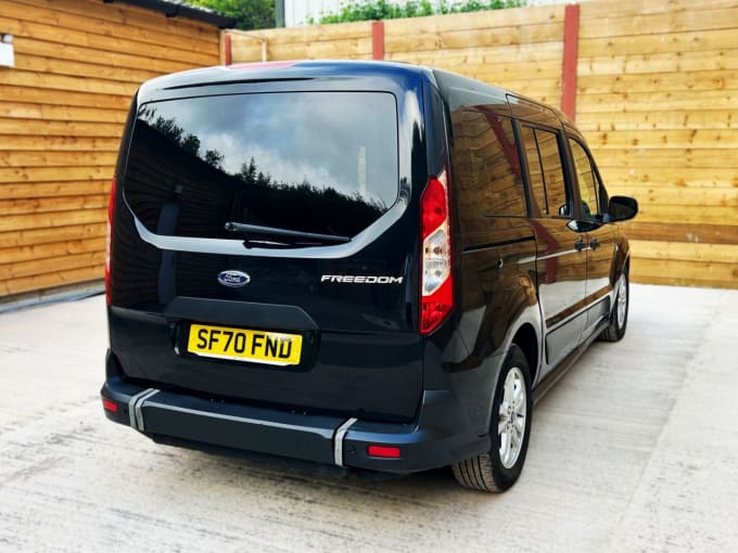 2025 Ford Grand Tourneo Connect