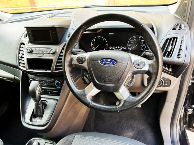 2025 Ford Grand Tourneo Connect