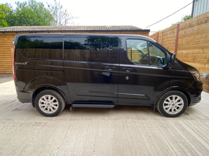 2025 Ford Tourneo Custom