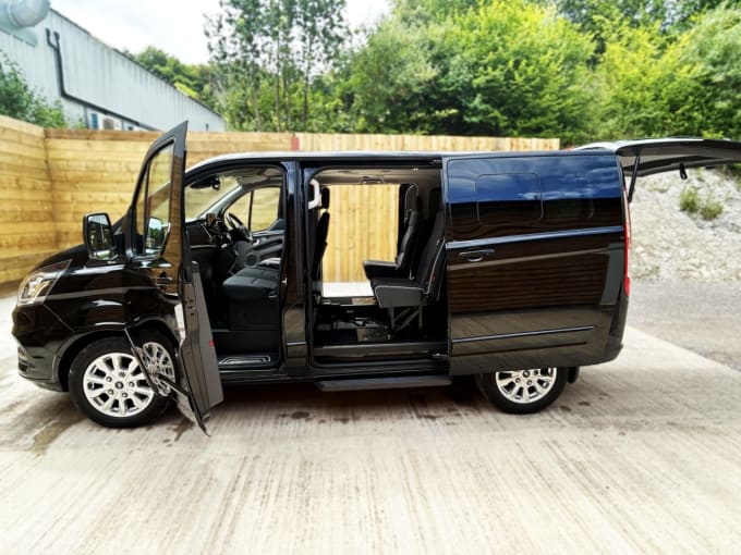 2025 Ford Tourneo Custom