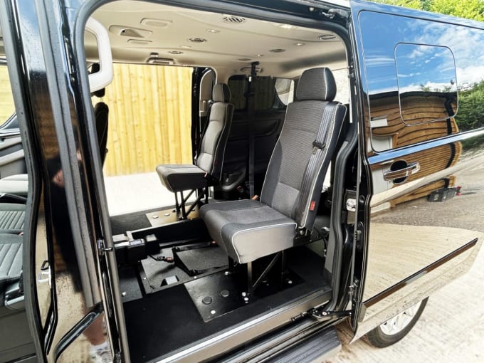 2025 Ford Tourneo Custom