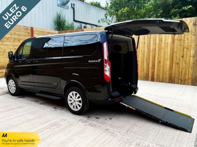 2025 Ford Tourneo Custom