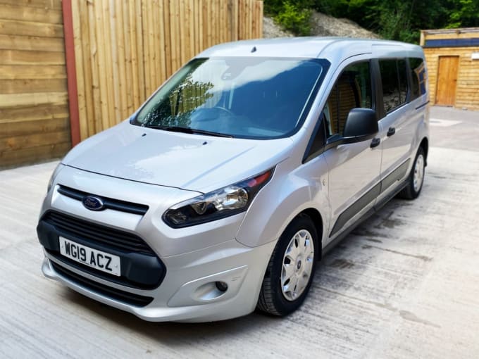 2025 Ford Grand Tourneo Connect