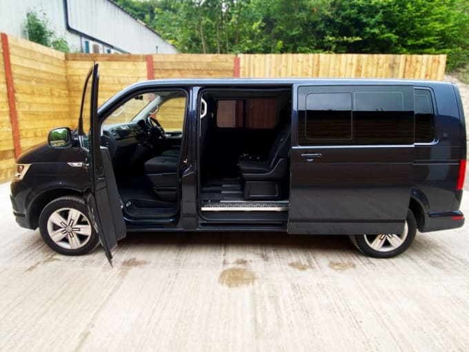 2025 Volkswagen Caravelle