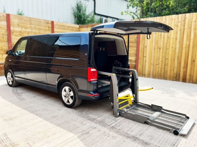 2025 Volkswagen Caravelle