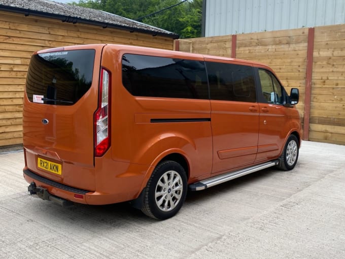 2025 Ford Tourneo Custom