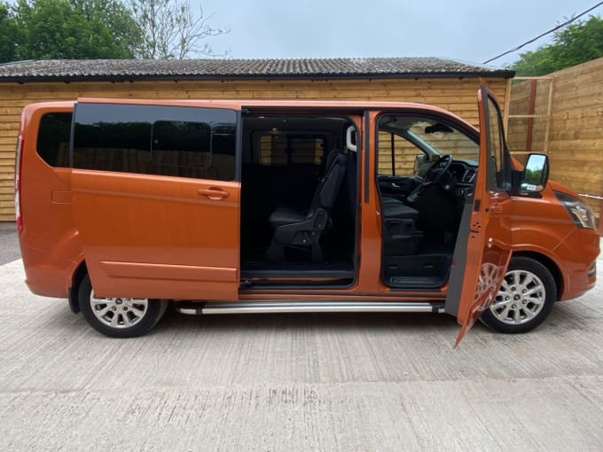 2025 Ford Tourneo Custom