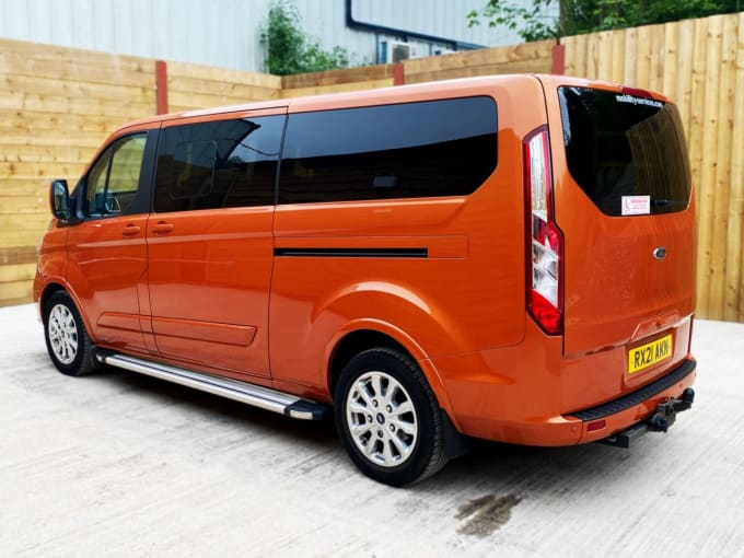 2025 Ford Tourneo Custom