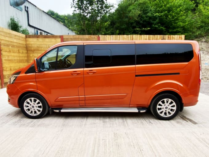 2025 Ford Tourneo Custom
