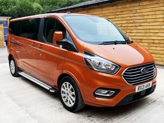 2025 Ford Tourneo Custom