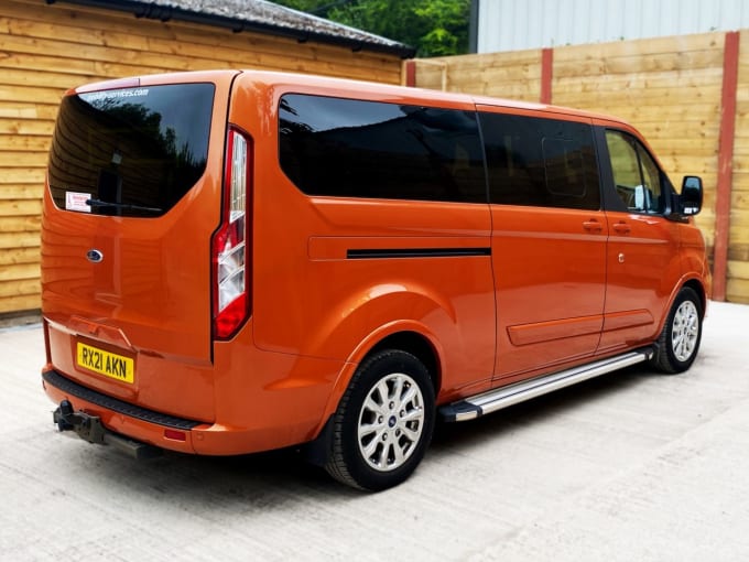 2025 Ford Tourneo Custom