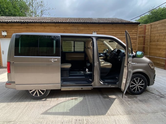 2025 Volkswagen Caravelle