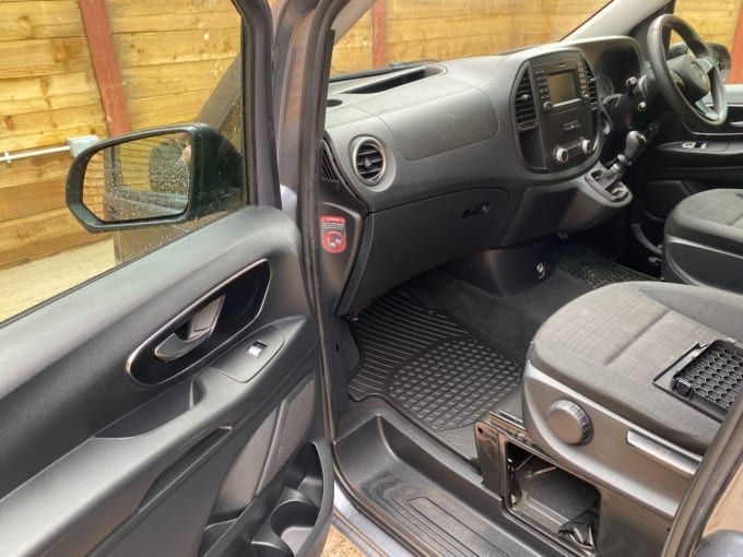 2025 Mercedes-benz Vito