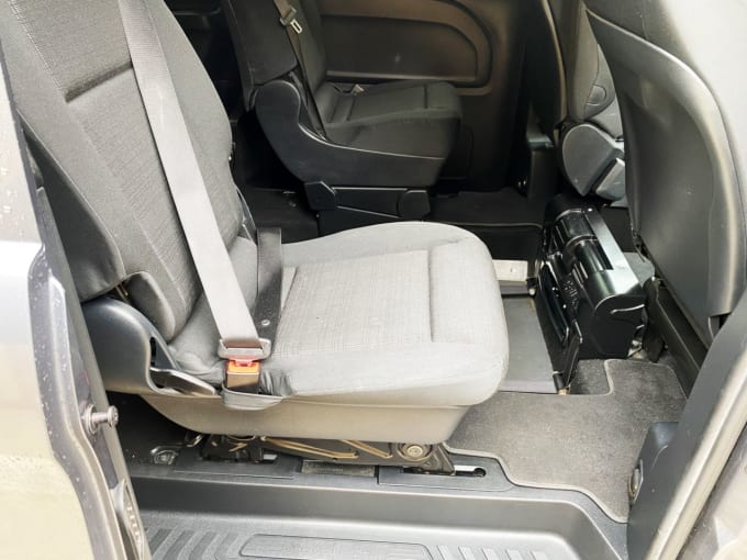 2025 Mercedes-benz Vito