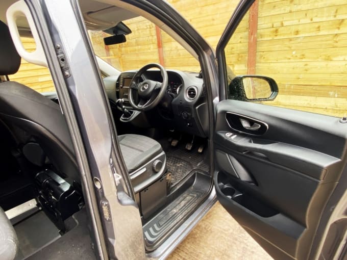 2025 Mercedes-benz Vito