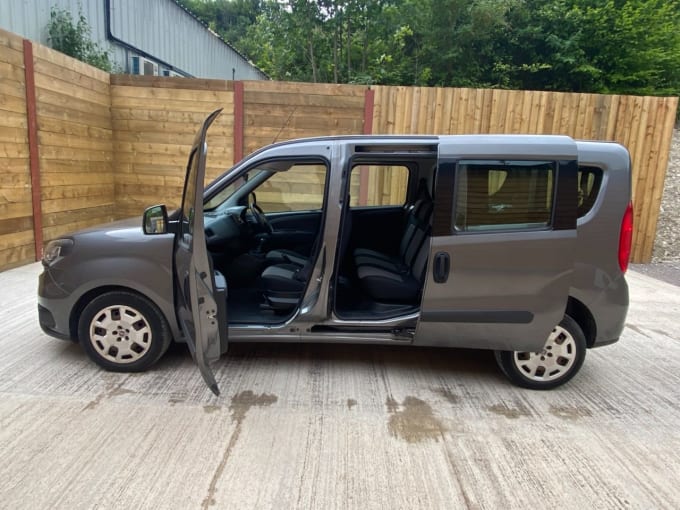 2025 Fiat Doblo