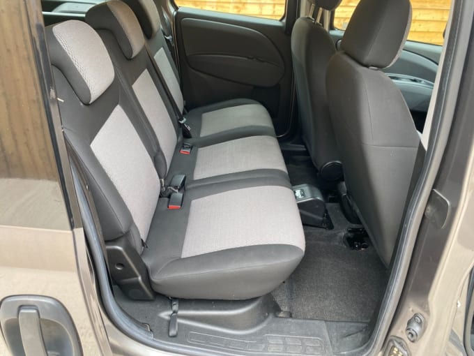 2025 Fiat Doblo