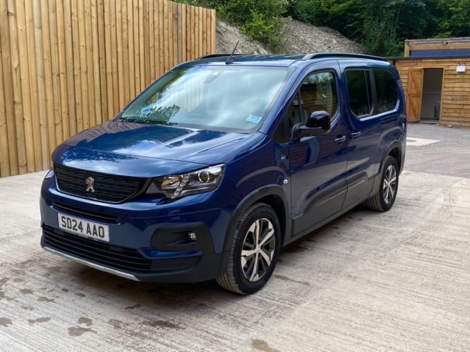 2025 Peugeot Rifter