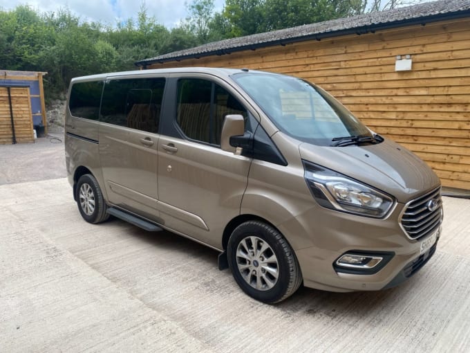 2025 Ford Tourneo Custom