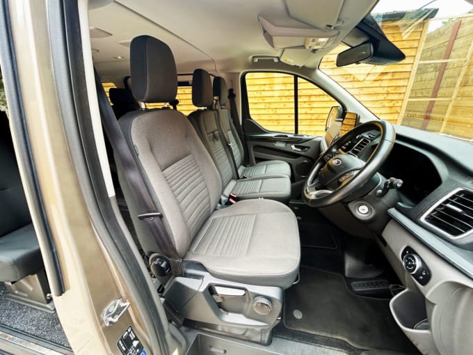 2025 Ford Tourneo Custom