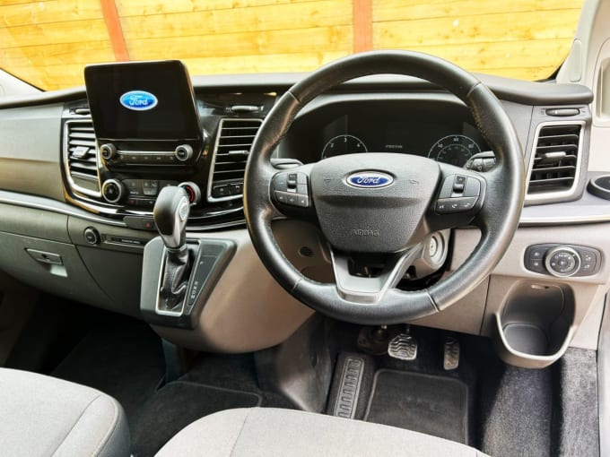 2025 Ford Tourneo Custom