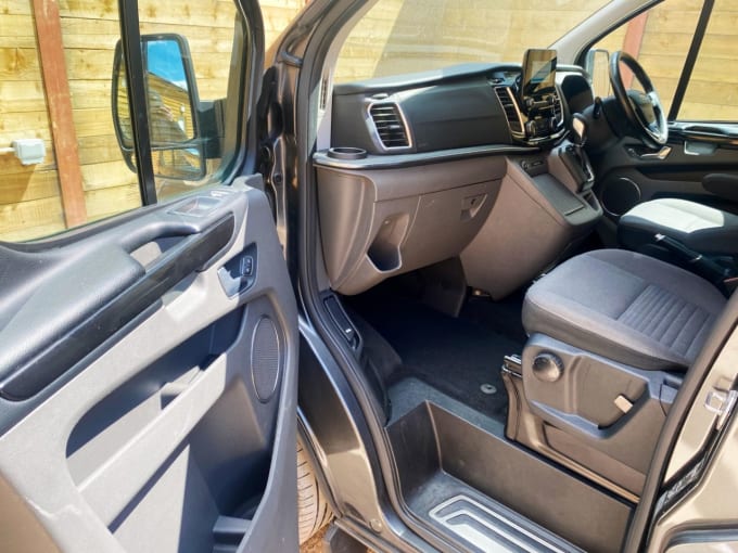 2025 Ford Tourneo Custom