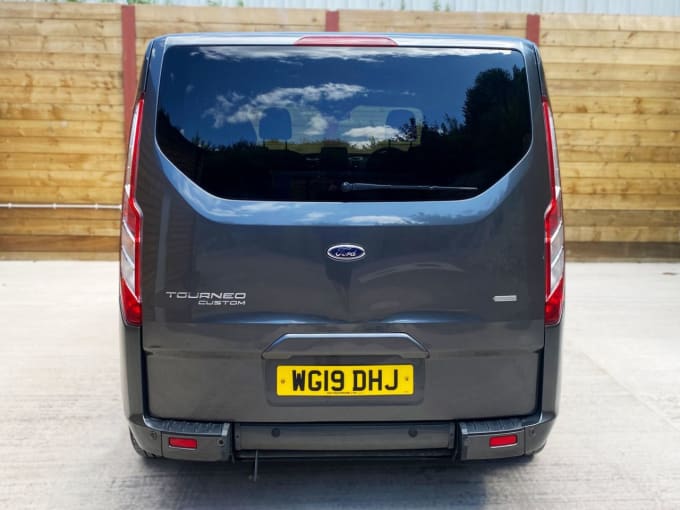 2025 Ford Tourneo Custom