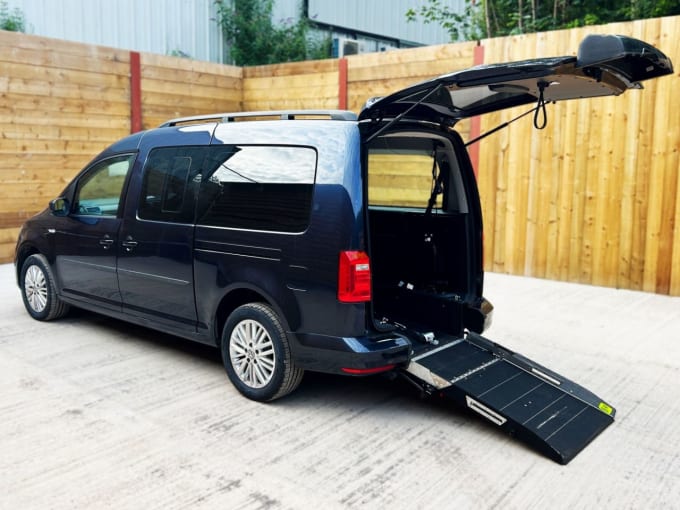 2025 Volkswagen Caddy Maxi Life