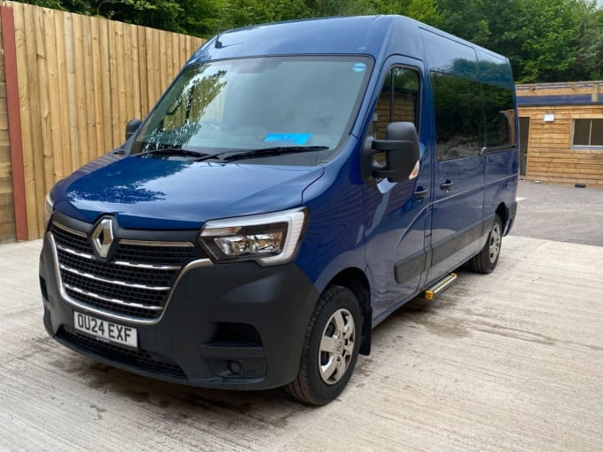 2025 Renault Master