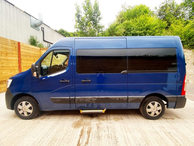 2025 Renault Master