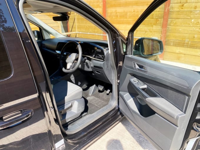 2025 Ford Grand Tourneo Connect