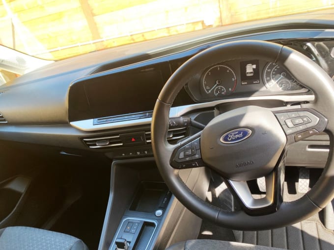 2025 Ford Grand Tourneo Connect