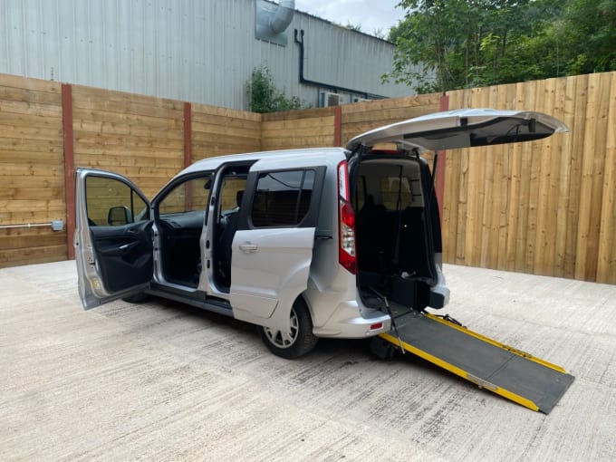 2025 Ford Tourneo Connect