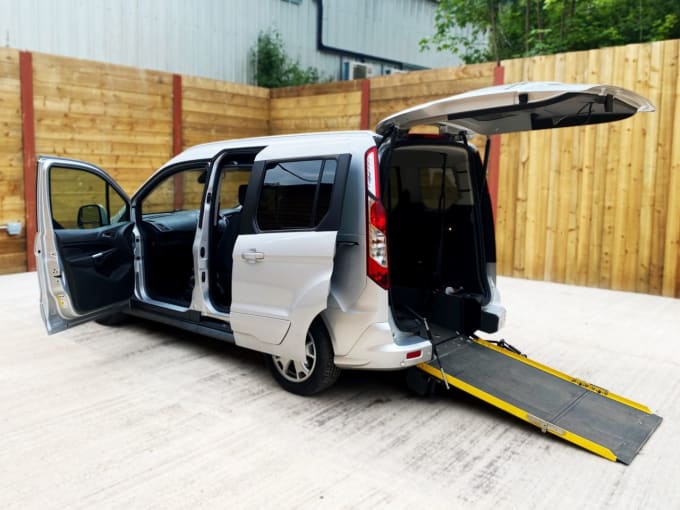 2025 Ford Tourneo Connect