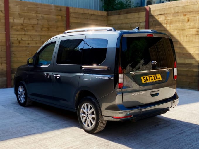 2025 Ford Tourneo Connect