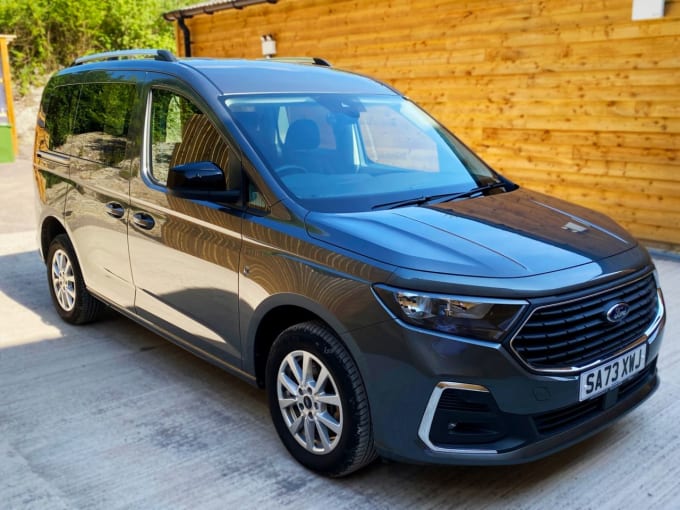 2025 Ford Tourneo Connect