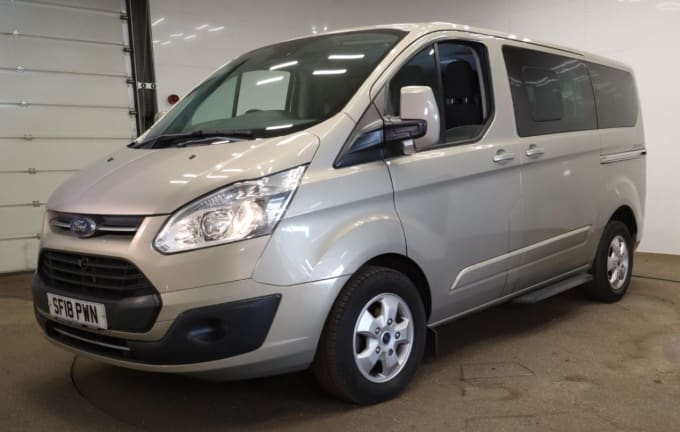 2025 Ford Tourneo Custom