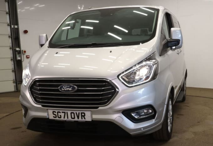 2025 Ford Tourneo Custom