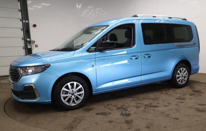 2025 Ford Grand Tourneo Connect